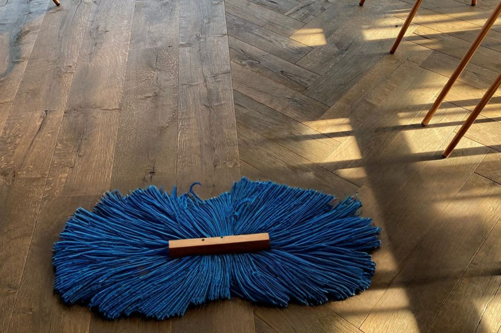 Hoe een pvc vloer schoonmaken voor een krasvrij en fris resultaat